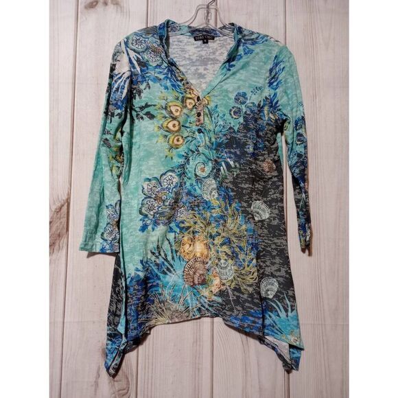 Boho Chic Shirt Ladies Small Blue 3/4 Sleeve V-NECK‎ Seashell - Picture 1 of 9